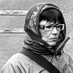 Marlyse pas contente parce que pas encore sous le tipii